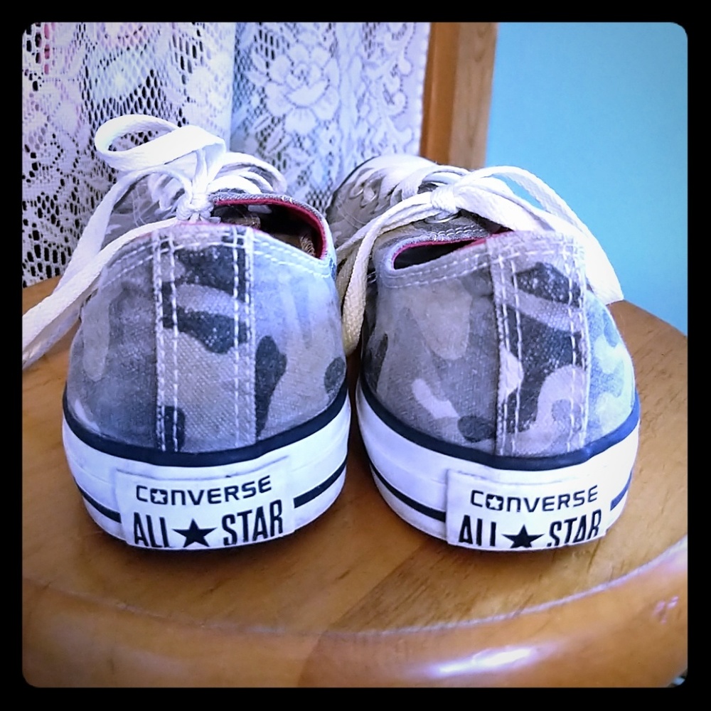Camouflage Converse all stars!